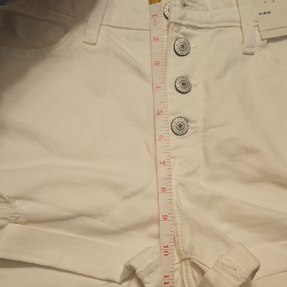 NWT Arizona Jean Company Women's Bright White Jean Shorts - Picture 4 of 7